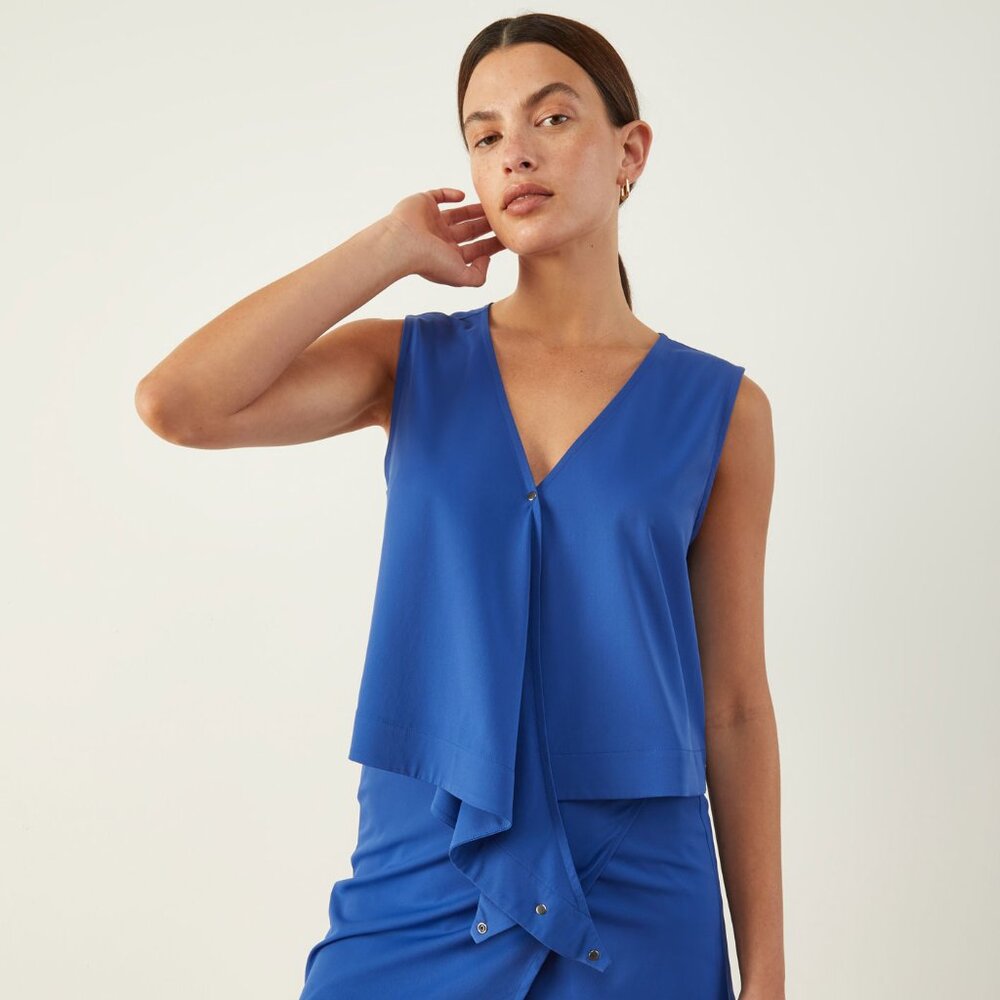 Twist + Chill Wrap Top